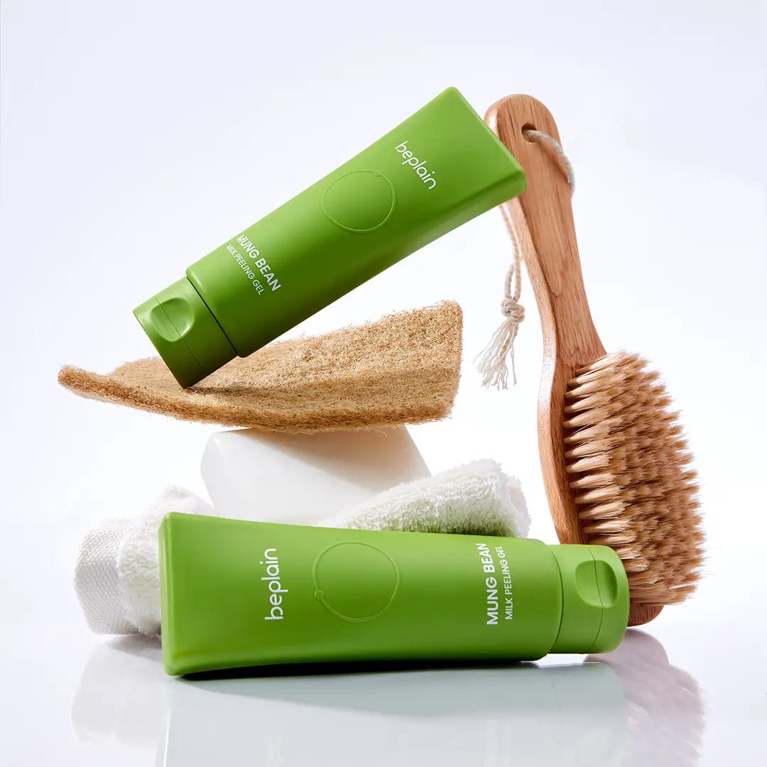 Beplain Mung Bean Milk Peeling Gel how to use - massage in circular motions until impurity clumps form then rinse