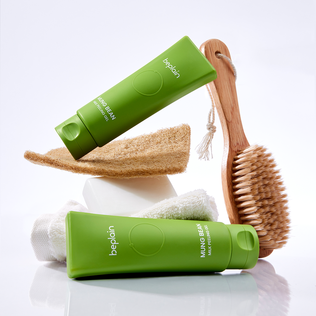 Beplain Mung Bean Milk Peeling Gel how to use - massage in circular motions until impurity clumps form then rinse